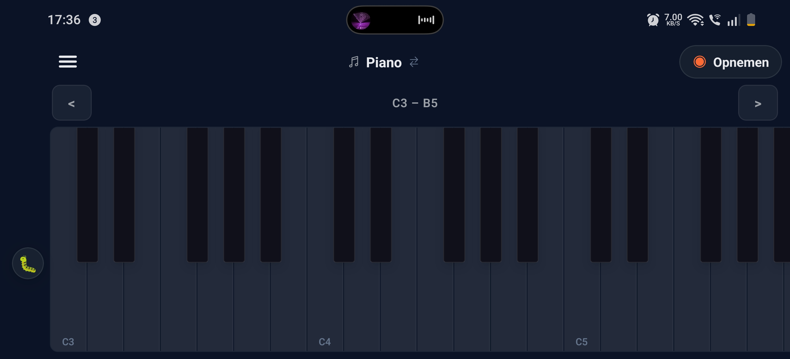 Piano plein écran en mode paysage, trois octaves C3-B5 visibles, grandes touches, bouton d'enregistrement en haut à droite.